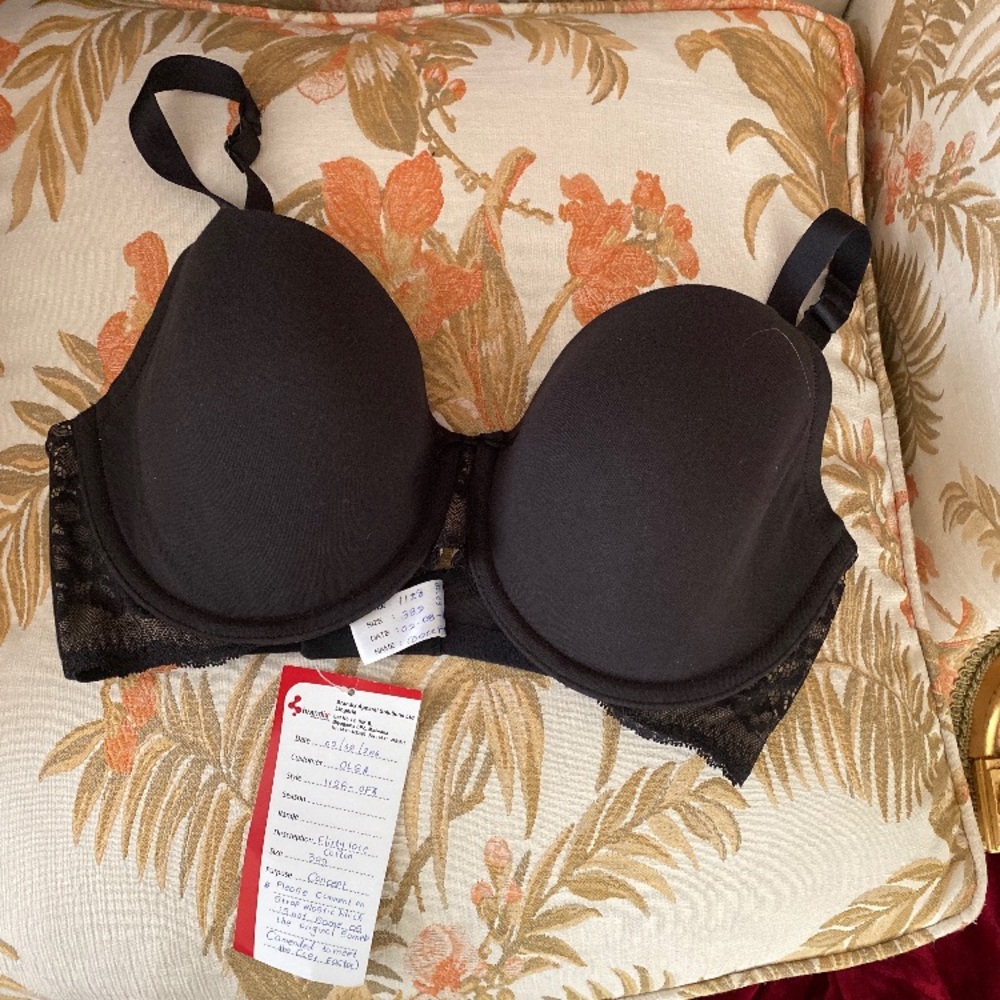 Brand new lace detail bra